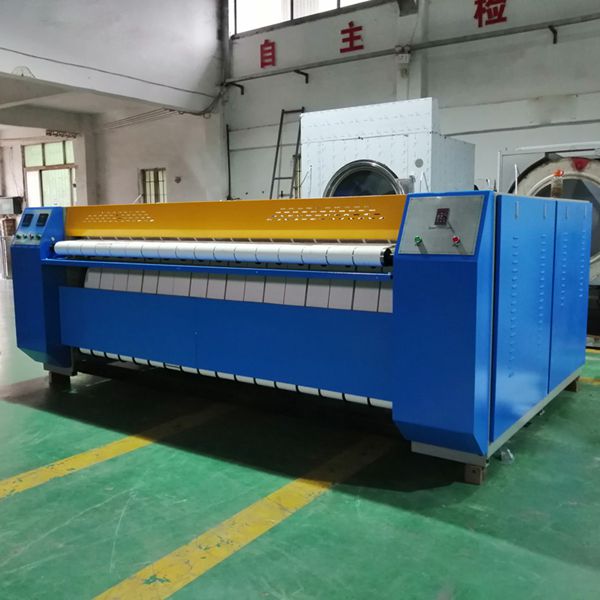 電加熱/蒸汽加熱燙平機(jī)廣泛是應(yīng)用于大型的酒店，賓館，醫(yī)院的大型洗衣房