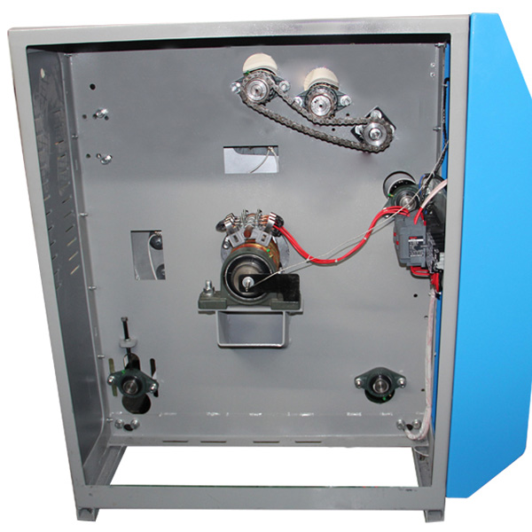 C系列槽式燙平機(jī)專(zhuān)門(mén)針對(duì)高質(zhì)量布草熨燙推出的高質(zhì)量產(chǎn)品，資深行業(yè)專(zhuān)家精心設(shè)計(jì)，精益制造而成